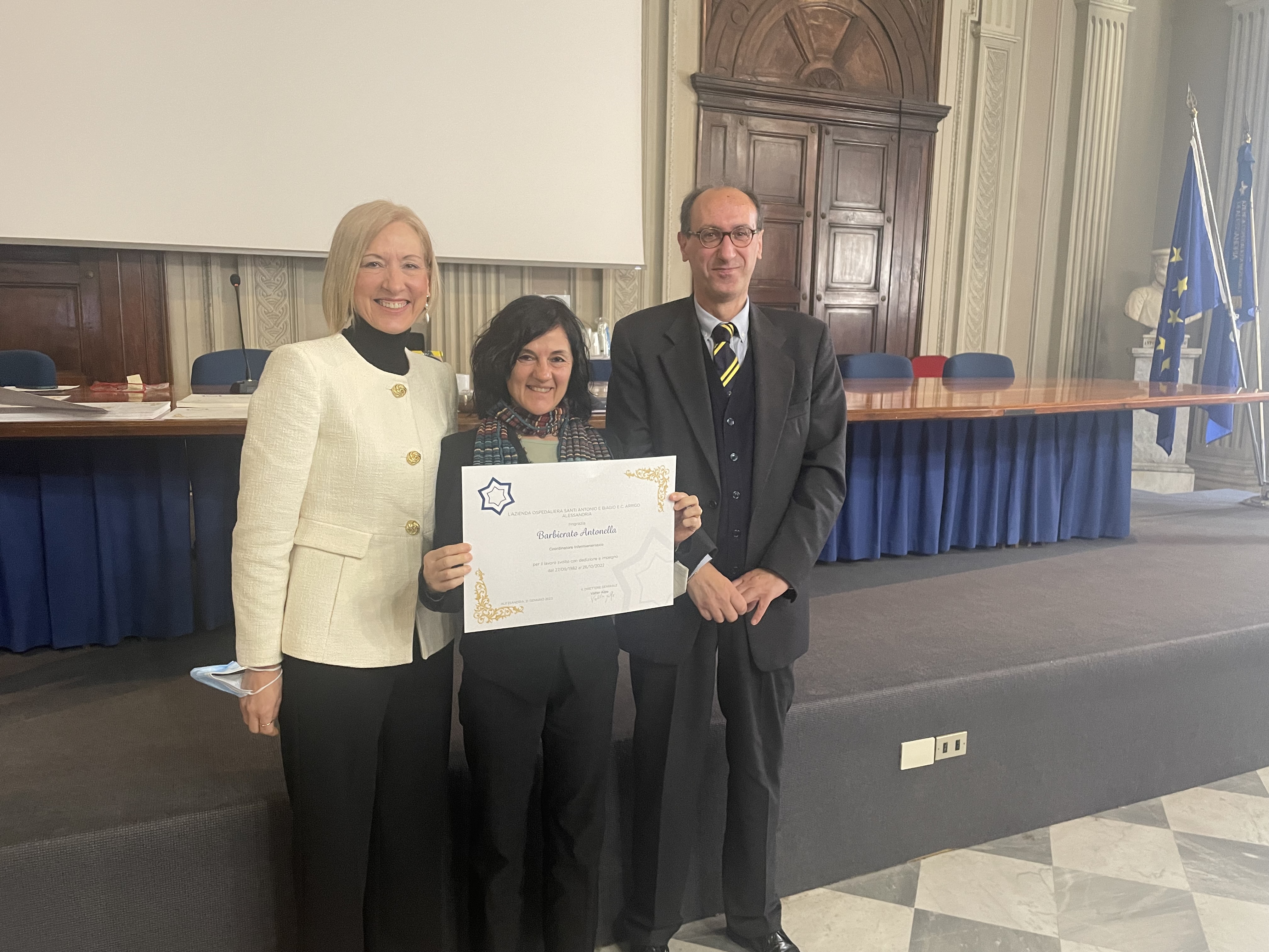 la consegna delle benemerenze ai pensionati