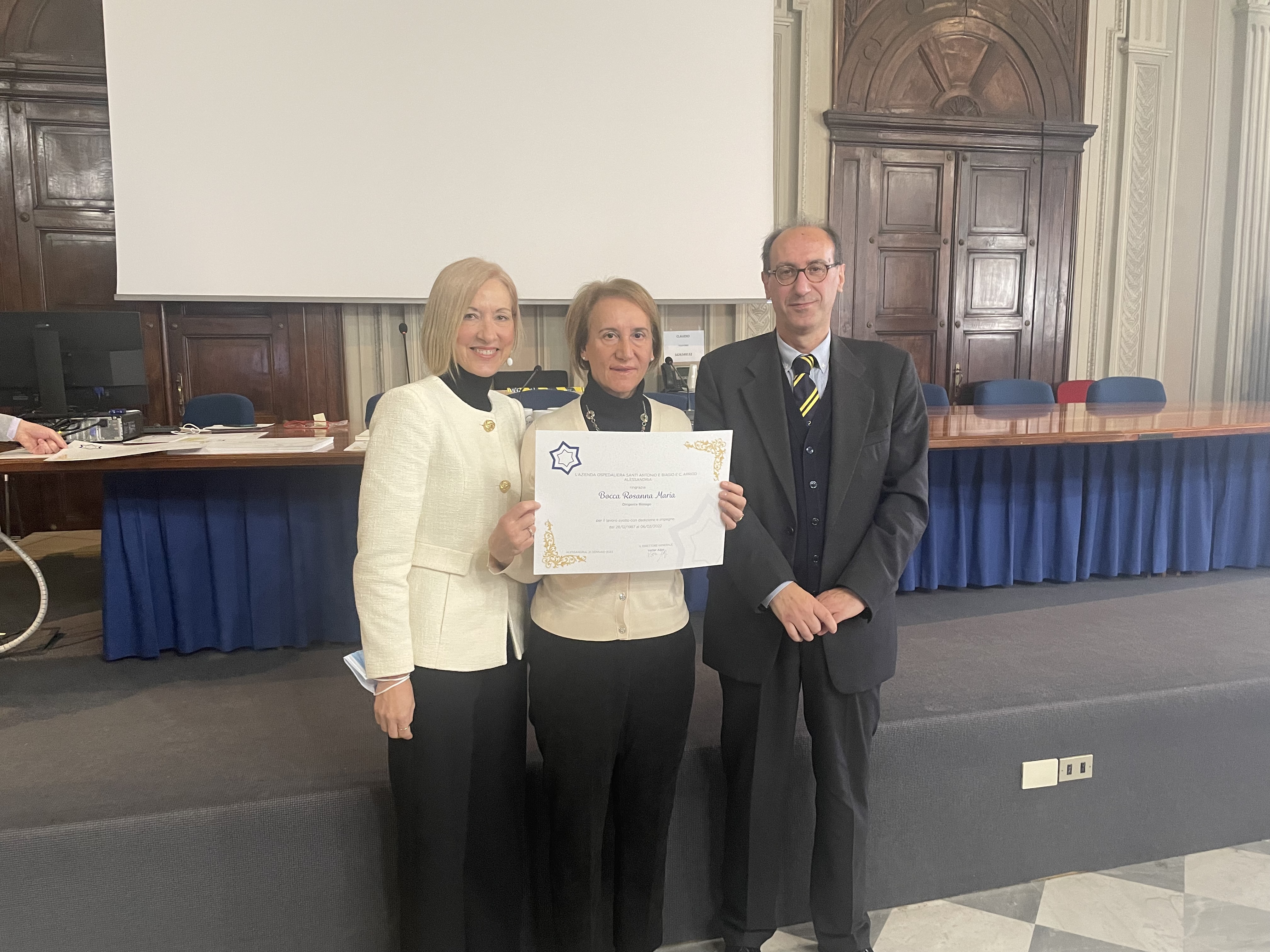 la consegna delle benemerenze ai pensionati