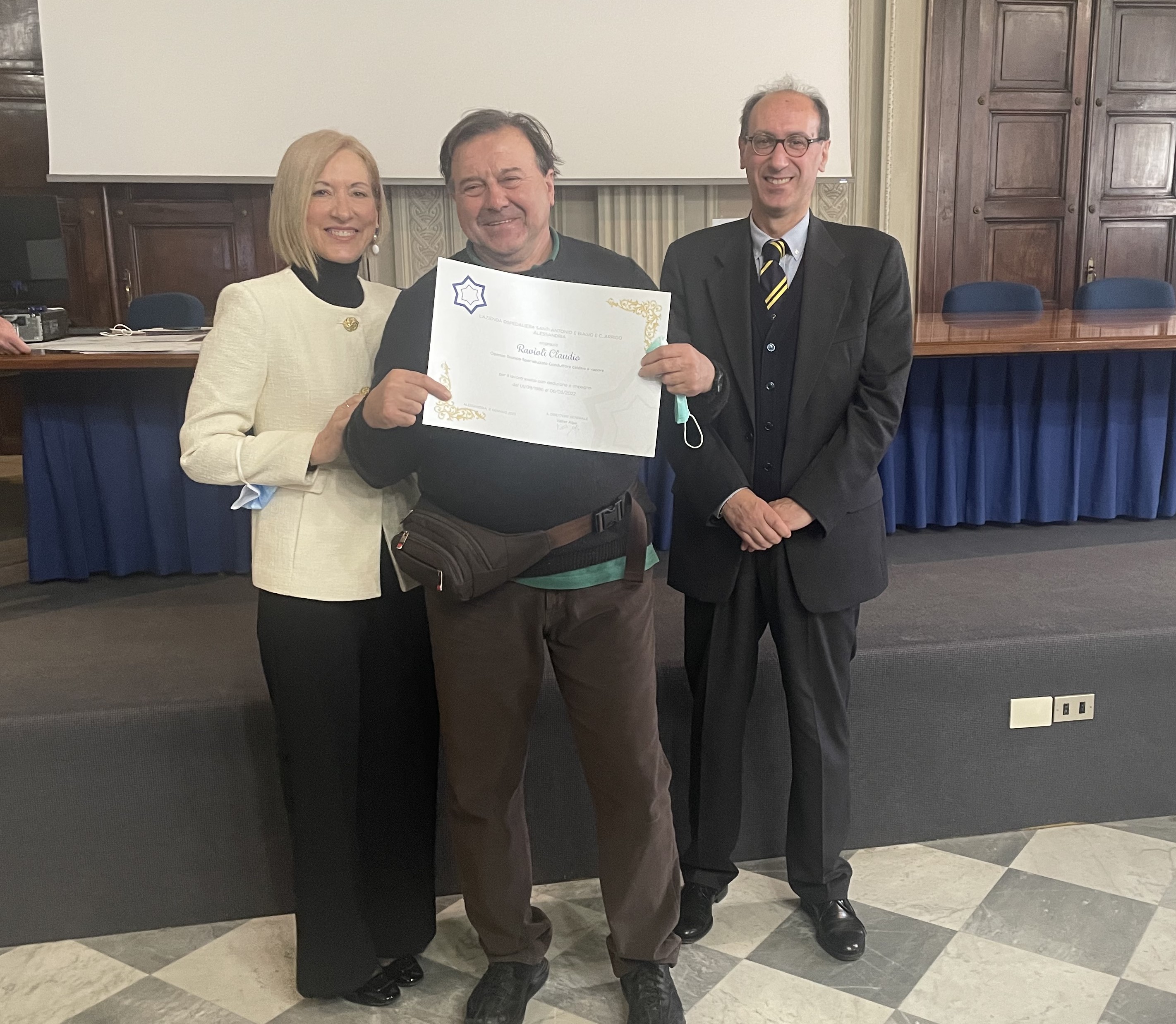 la consegna delle benemerenze ai pensionati