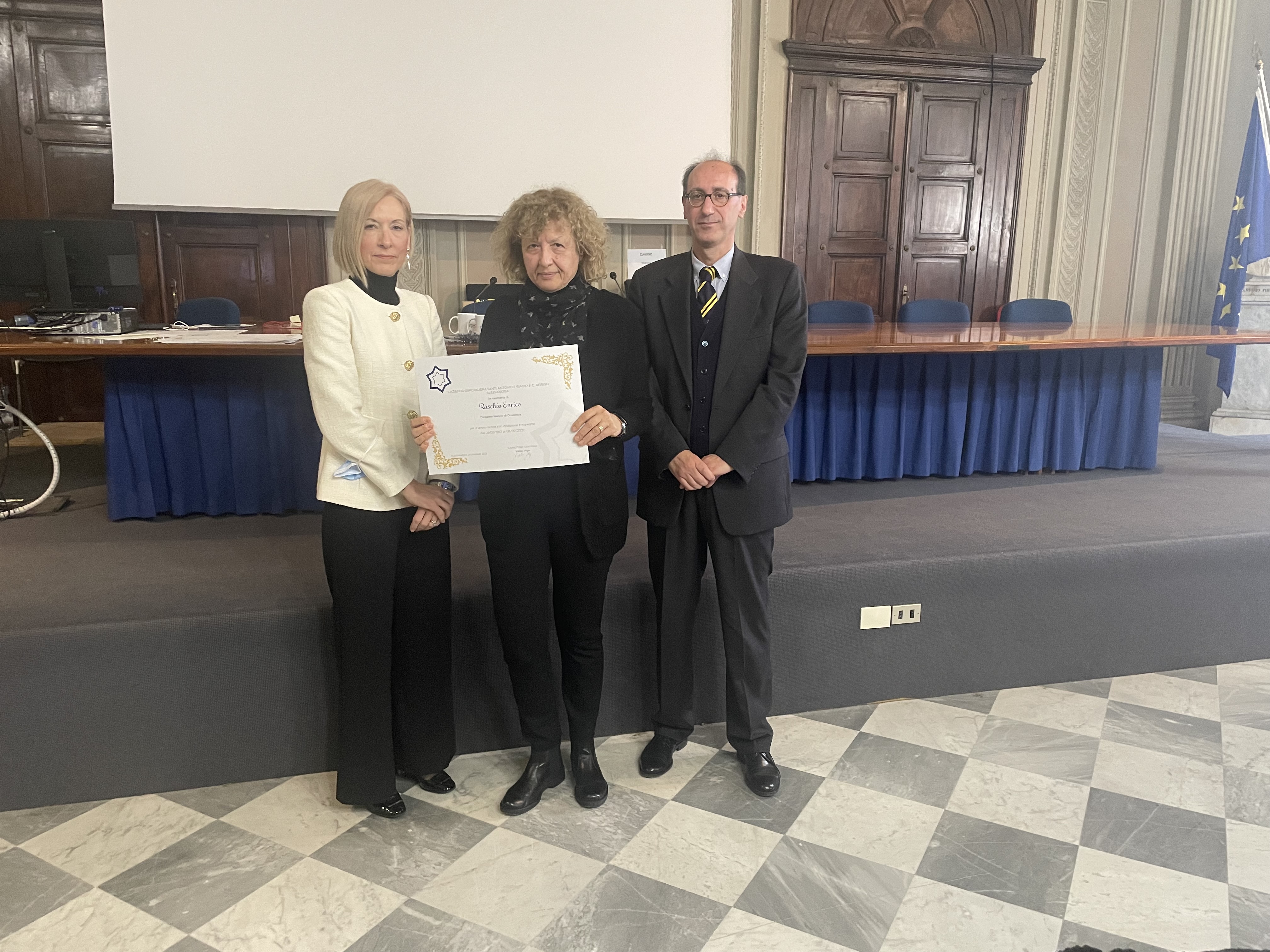 la consegna delle benemerenze in memoria ai pensionati deceduti