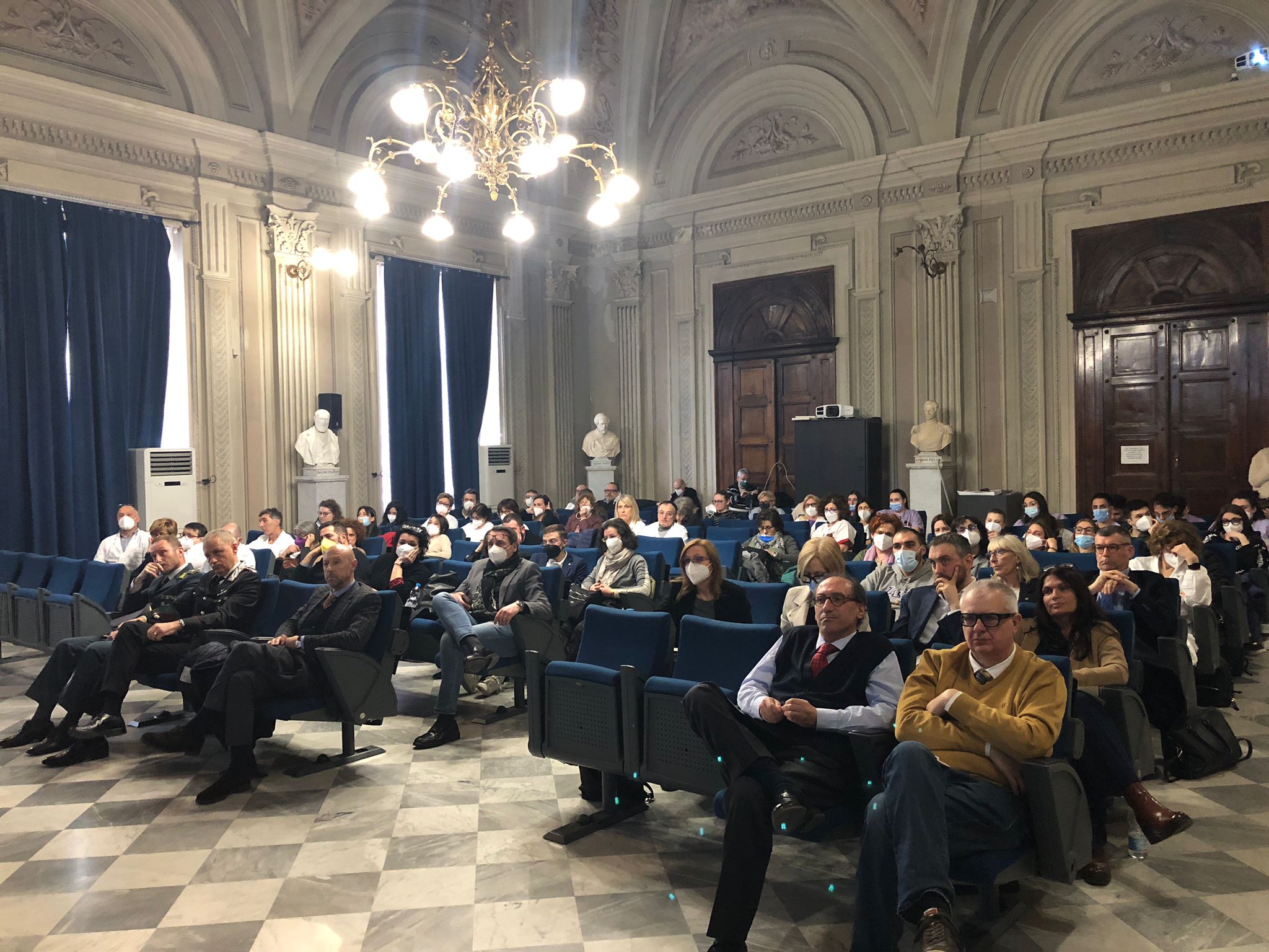 Pubblico Giornata contro la violenza nei confronti degli operatori sanitari