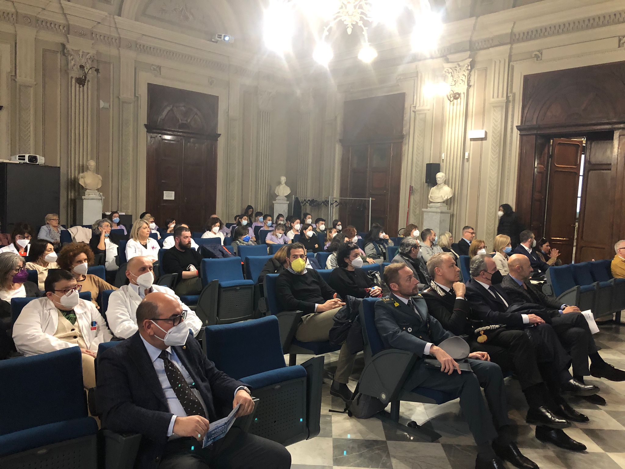 Pubblico Giornata contro la violenza nei confronti degli operatori sanitari