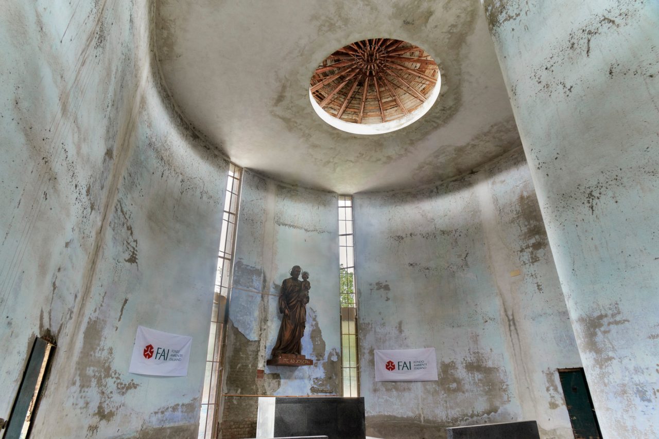 Progetto Hospitalia - All'interno della chiesa di Gardella